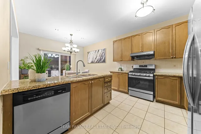18 Snowdrift Tr, Brampton 5