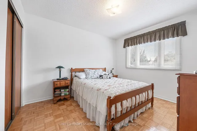 4419 Hearthside Dr, Mississauga 5