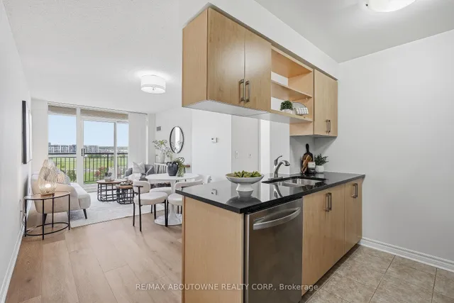 2391 Central Park Dr #709, Oakville 2