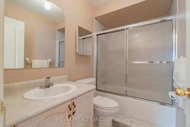 4871 James Austin Dr, Mississauga 5