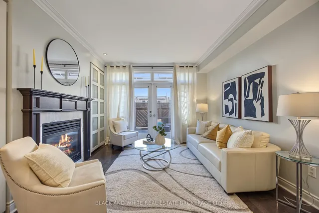 265 Van Dusen Blvd #5, Toronto 3