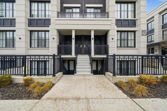 652 Cricklewood Dr #227, Mississauga 2