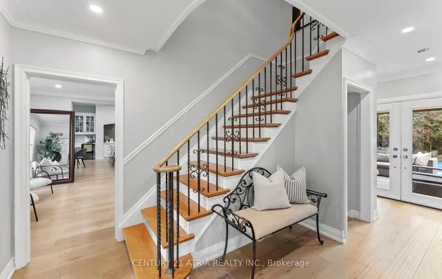 1617 Islington Ave, Toronto 4