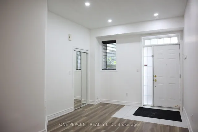3055 Elmcreek Rd #5, Mississauga 2