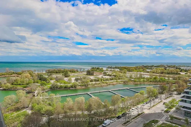 65 Annie Craig Dr #1110, Toronto 3