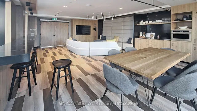 345 Wheat Boom Dr #102, Oakville 5