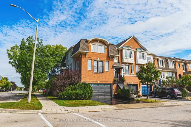 2239 Prescott Pl, Burlington 2