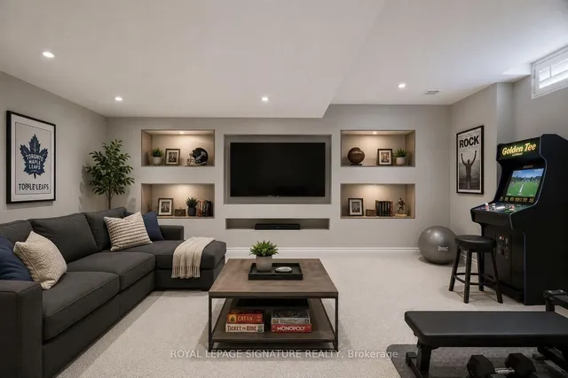 2215 Lapsley Cres, Oakville 5