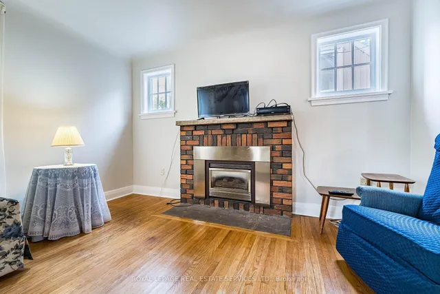 46 Frederick St, Brampton 5