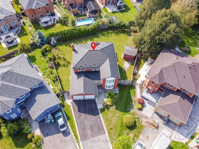 10 St Mark Pl, Brampton 5