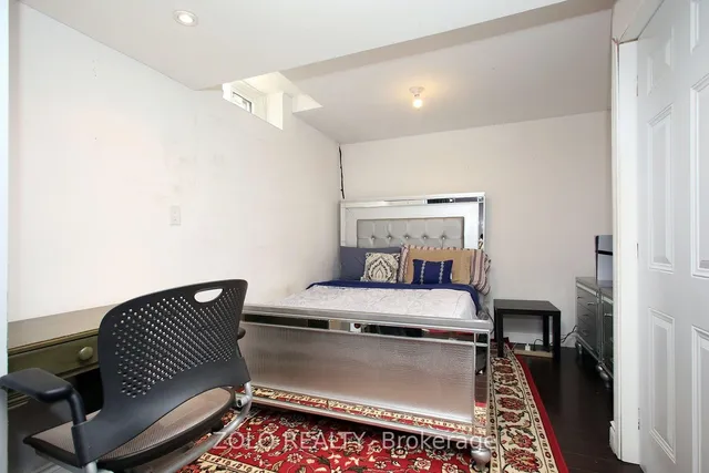 37 Sewells Lane, Brampton 4