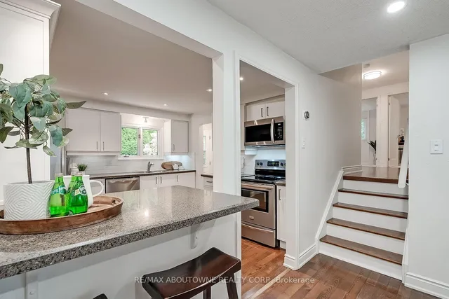 173 Arichat Rd, Oakville 4