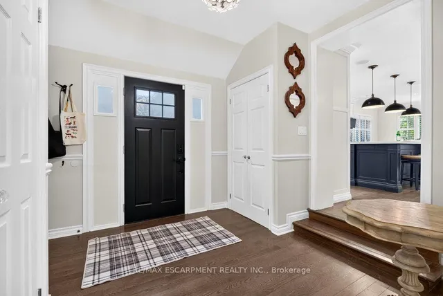 1417 Halifax Pl, Burlington 5