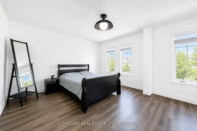 3974 Stardust Dr, Mississauga 5