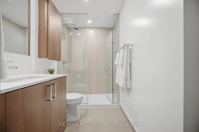 1787 St. Clair Ave #610, Toronto 3