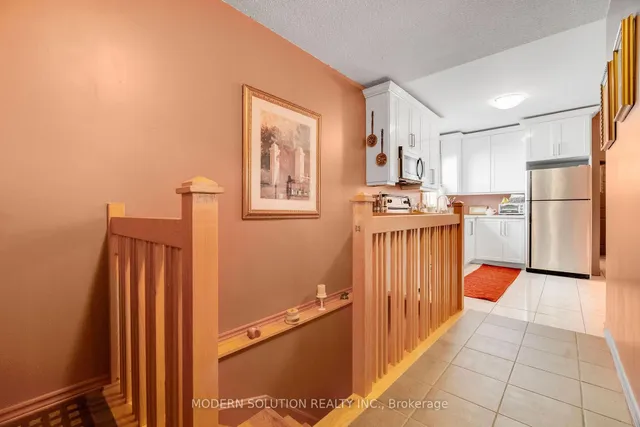 5A Dynevor Rd, Toronto 5