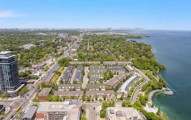 136 St Lawrence Dr #42, Mississauga 5