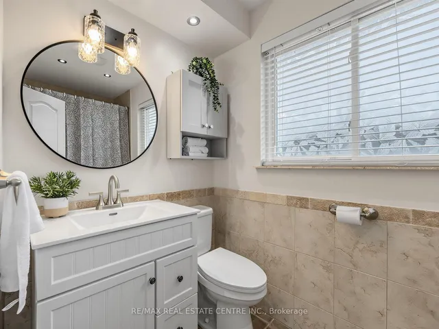 2475 Brookhurst Rd, Mississauga 3
