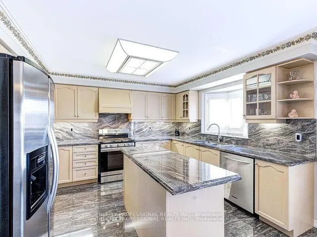61 Woodvalley Dr, Brampton 4