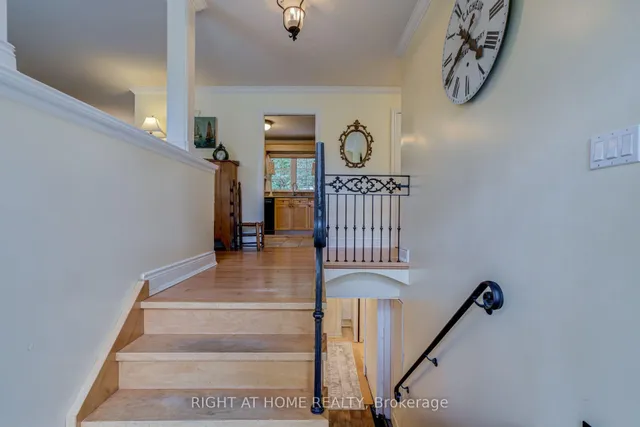 1627 Rometown Dr, Mississauga 3