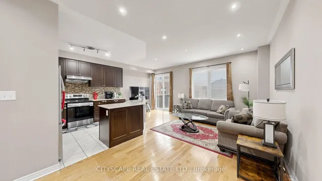 47 Goodsway Tr, Brampton 5