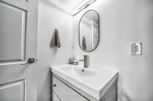 5 Rowntree Rd #1710, Toronto 4