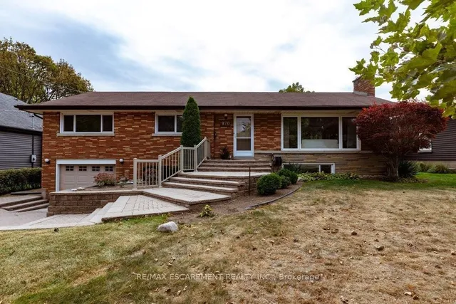 970 Danforth Ave, Burlington 2