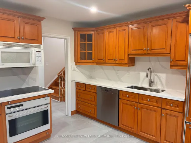 66 Leland Ave, Toronto 5