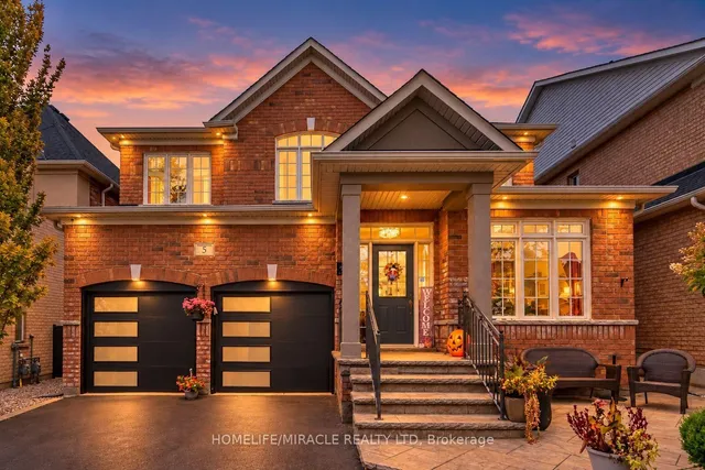 5 Billancourt Cres, Brampton 4