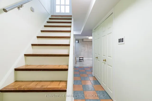 2075 Asta Dr #18, Mississauga 2