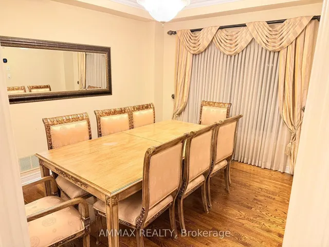 1306 Waubanoka Way, Oakville 2