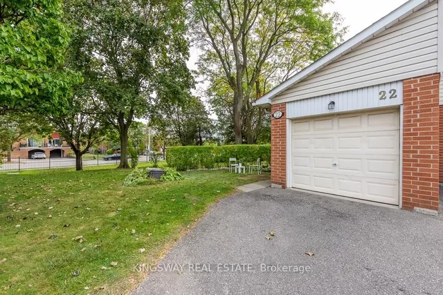 525 Meadows Blvd #22, Mississauga 4