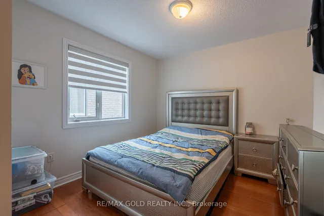 409 Fernforest Dr, Brampton 2