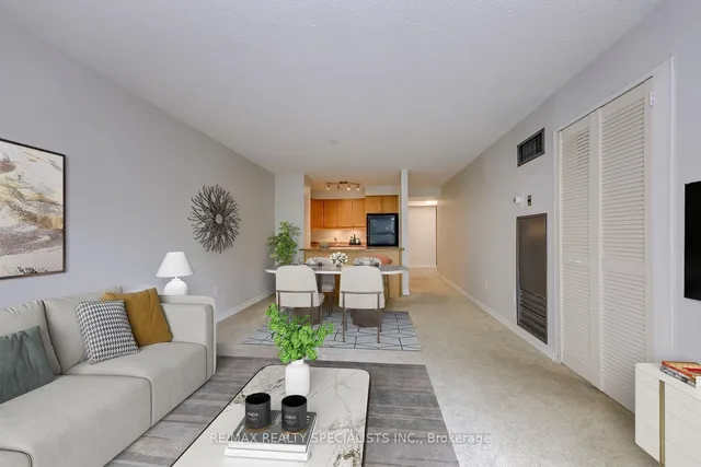 2155 Burnhamthorpe Rd #212, Mississauga 5