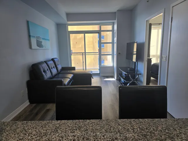 840 Queens Plate Dr #601, Toronto 5