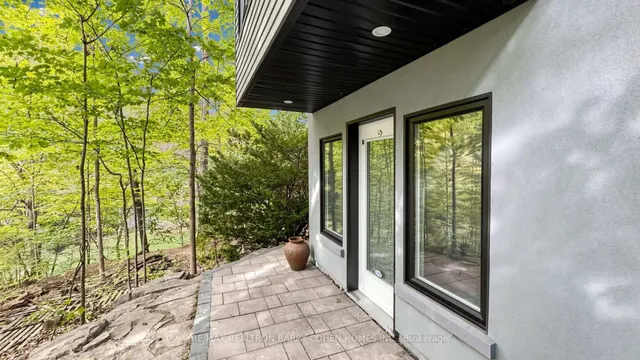 7 Greenbrook Dr, Toronto 5