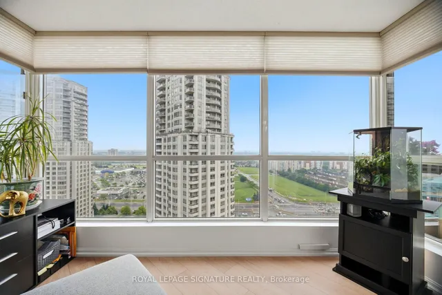 55 Kingsbridge Garden Circ #2310, Mississauga 2