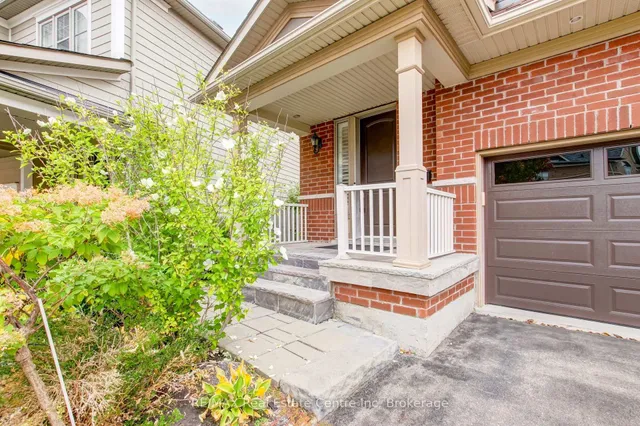 52 Bardoe Cres, Milton 4