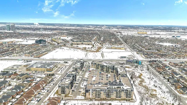 620 Sauve St #206, Milton 4