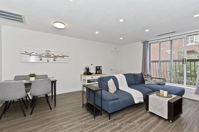 4198 Dundas St #311, Toronto 4