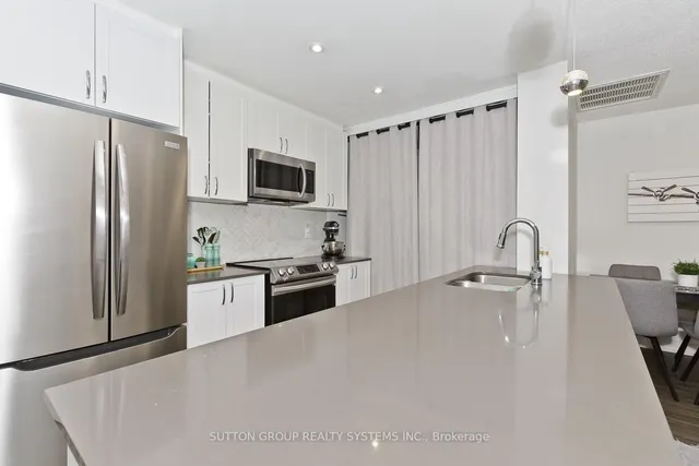 4198 Dundas St #311, Toronto 3