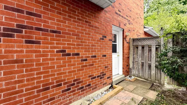 3573 Colonial Dr, Mississauga 2