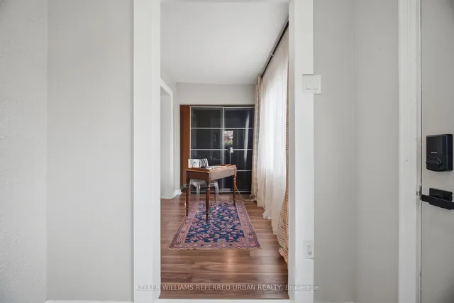 53 Bowie Ave, Toronto 3