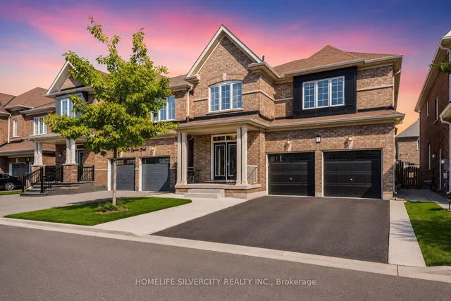 7 Iguana Tr, Brampton 5