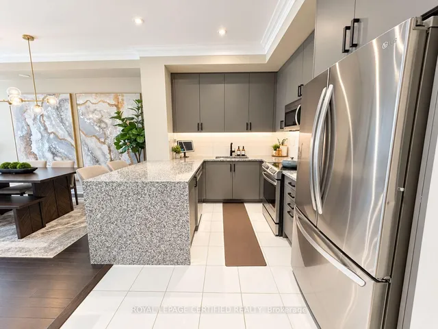 15 Lunar Cres #82, Mississauga 3