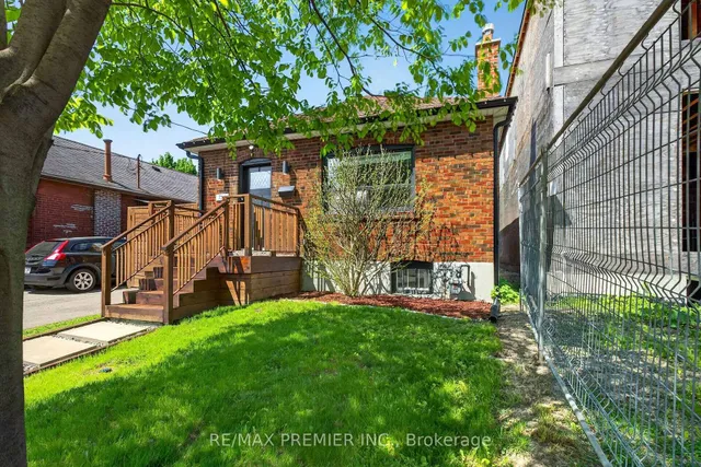 154 Fifth St, Toronto 4