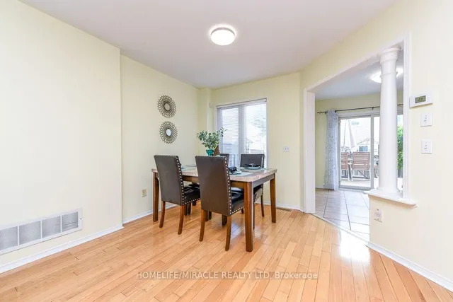49 Seaside Circ, Brampton 3