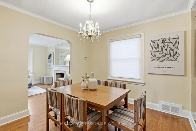 1 Bernice Ave, Toronto 4