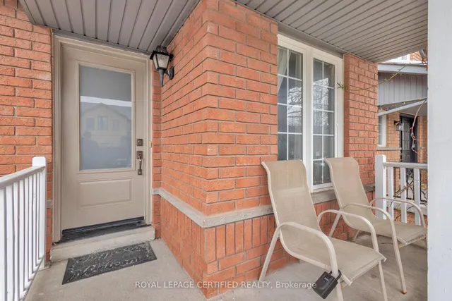 17 Chestermere Cres, Brampton 4
