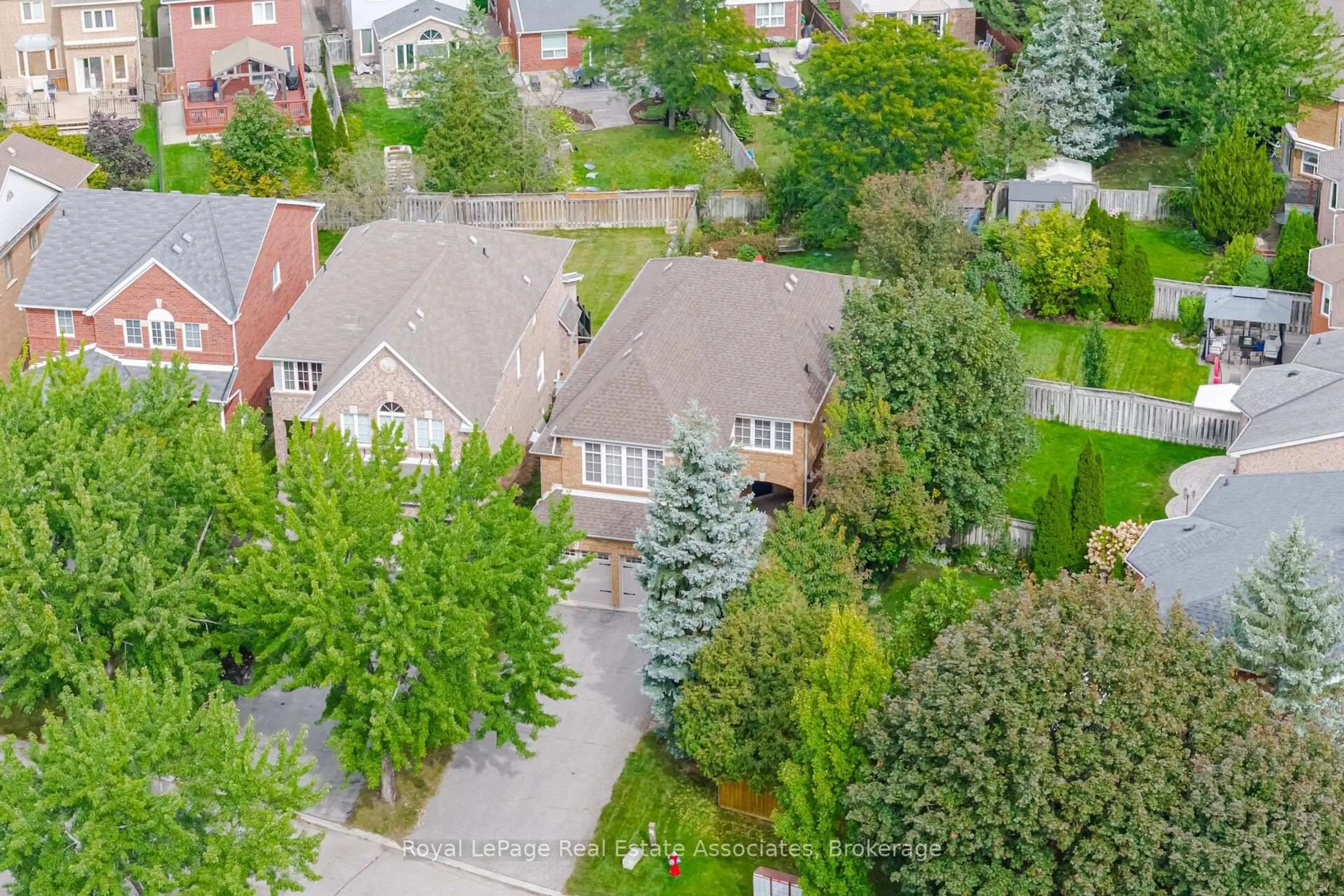trreb/IMG-W13853940_35784815-e4f7-4c97-a611-1cca9675c965-l.jpg